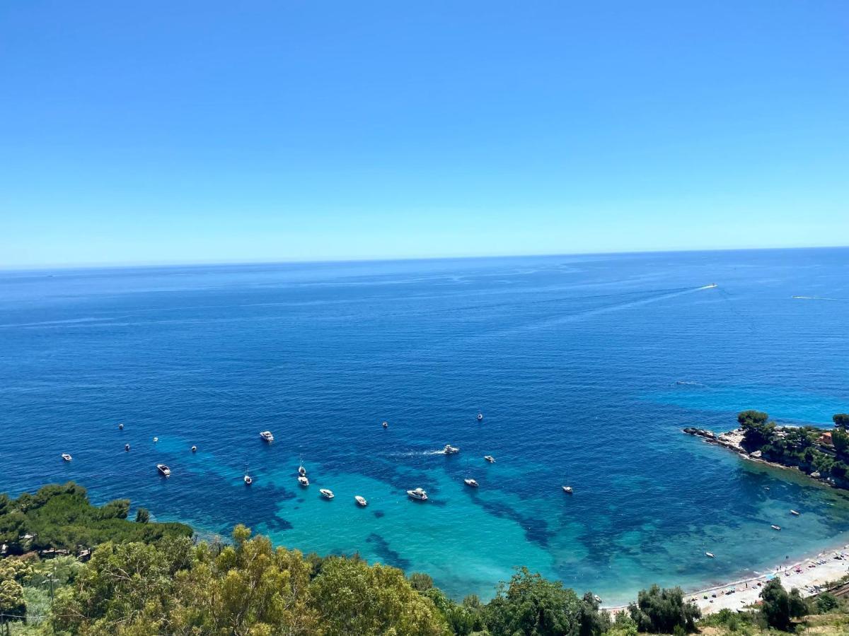 Apartamento Kiss Of Sea - Balzi Rossi & Baia Beniamin Ventimiglia Exterior foto